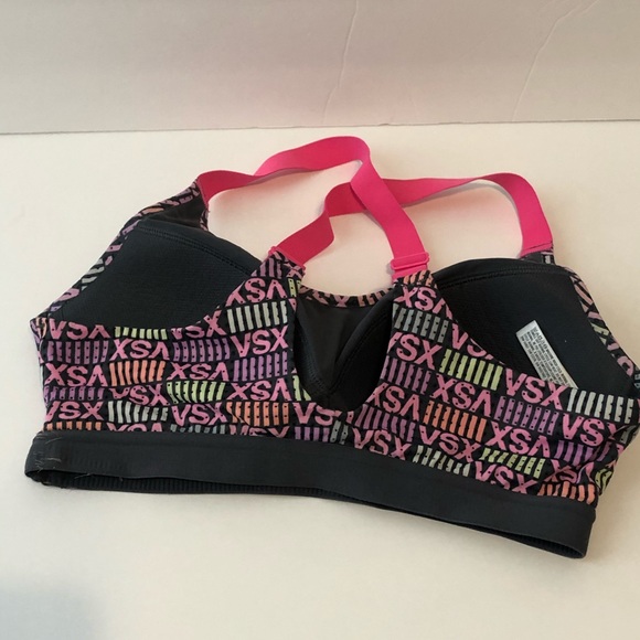 Victoria’s Secret Sport sports bra 32c - Picture 3 of 6